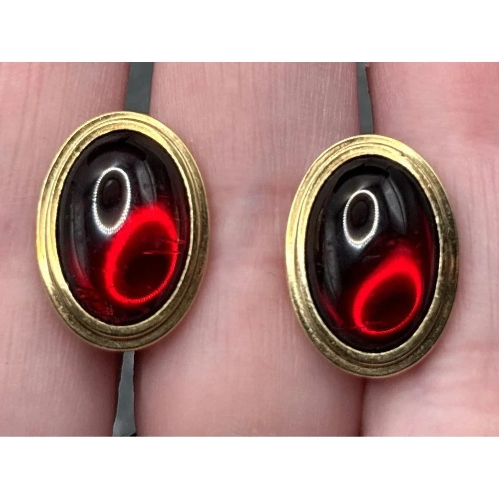 Vintage Simmons Deep Red Cabochon Glass Oval Cufflinks Gold Tone